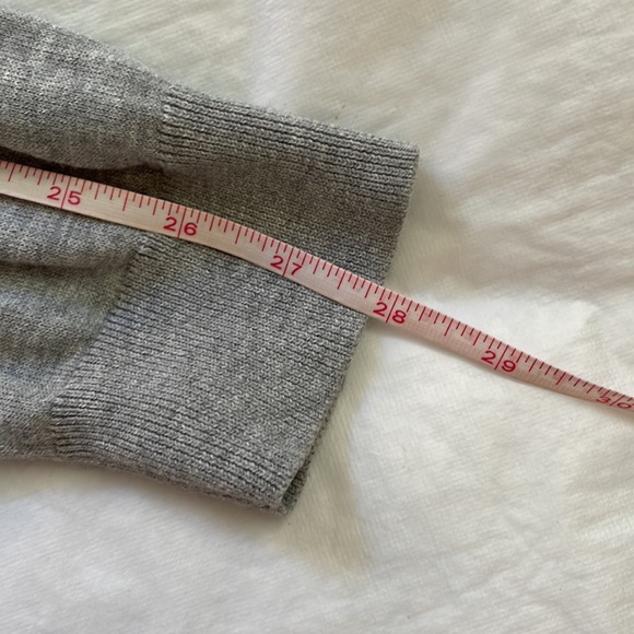 Uniqlo Premium Cotton Cardigan in Gray Size-Large - Picture 10 of 10